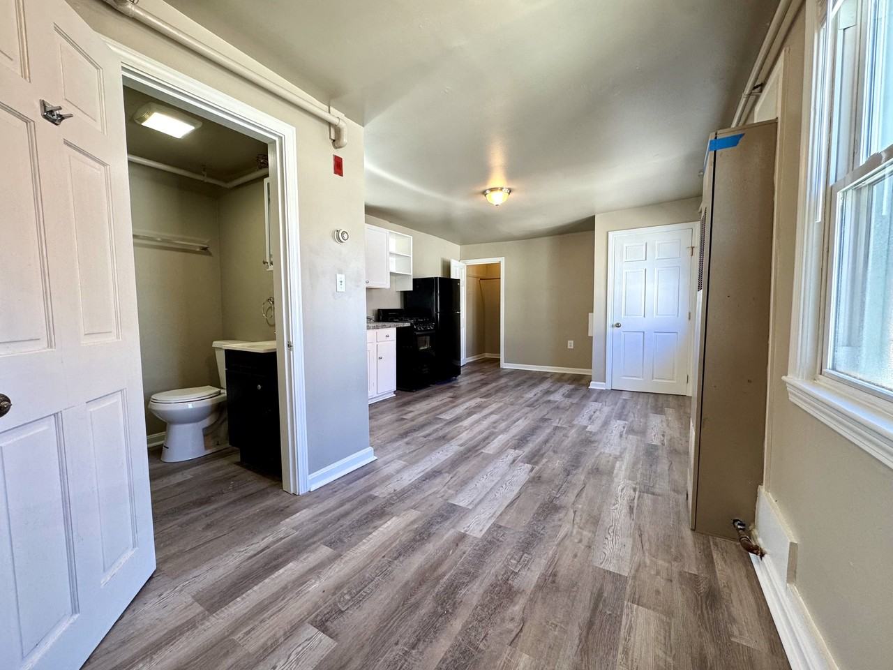 52 Myrtle Street - Photo 2 of 10
