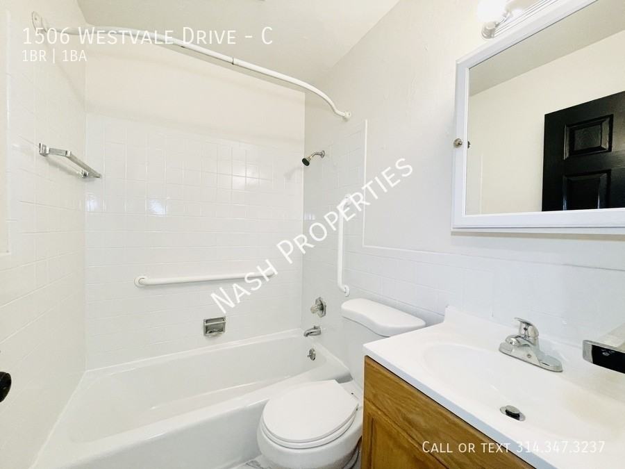1506 Westvale Dr #C - Photo 3 of 5