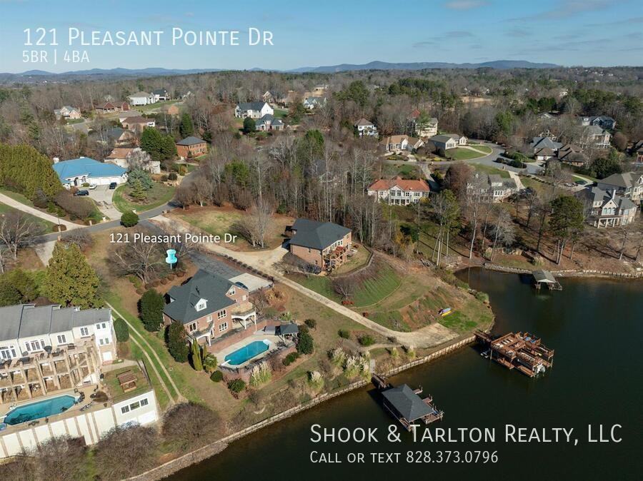 121 Pleasant Point Dr - Photo 4 of 50