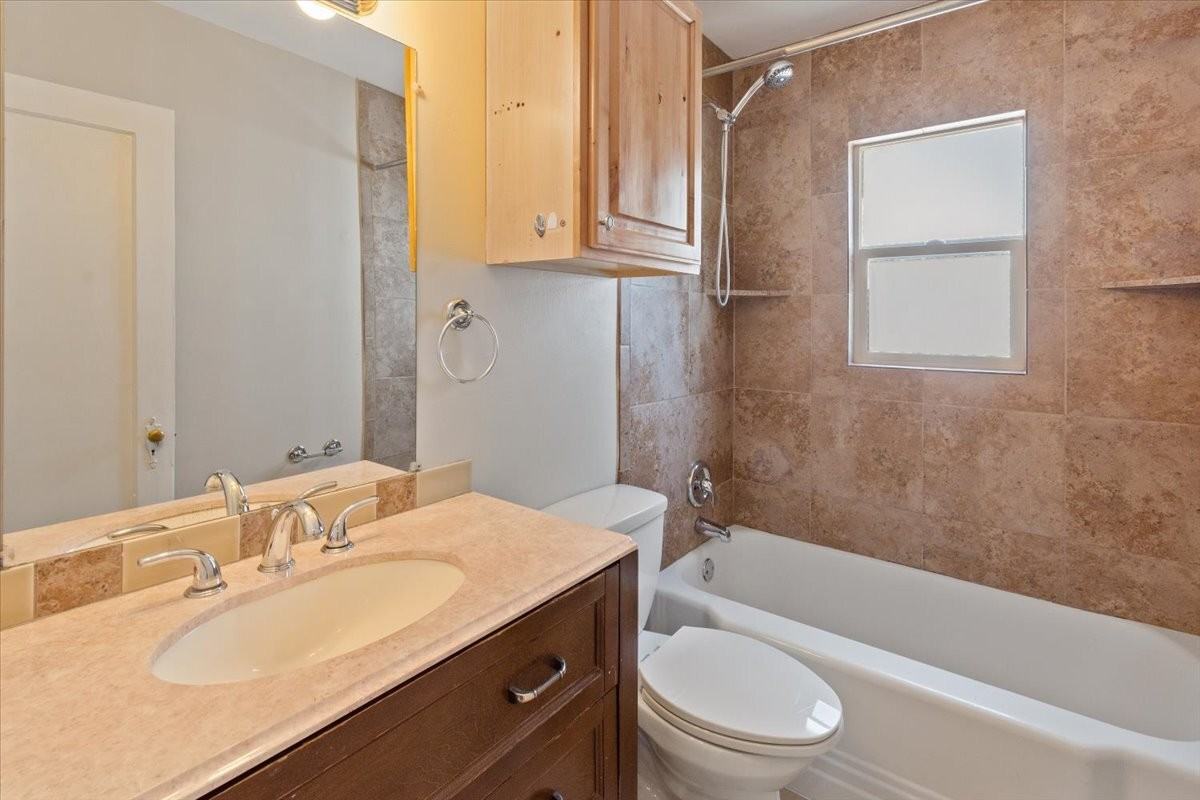 1263 East Emerson Avenue - Photo 5 of 39