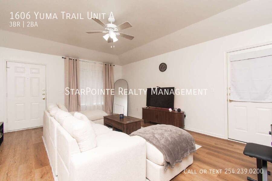 1606 Yuma Trl Apt A - Photo 2 of 15