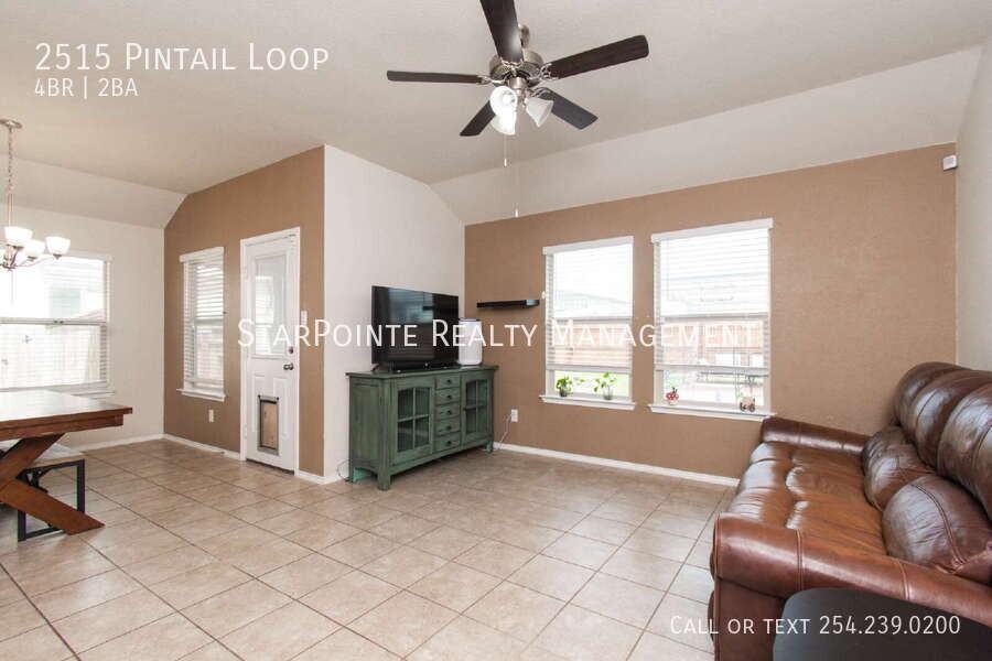 2515 Pintail Loop - Photo 2 of 24