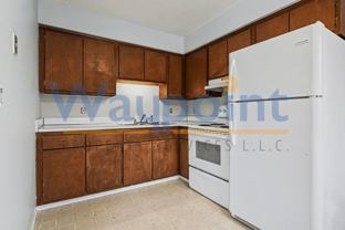 914 East Oak Street - Photo 1 of 1
