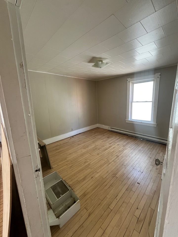 20 Cherry Street - Photo 4 of 10