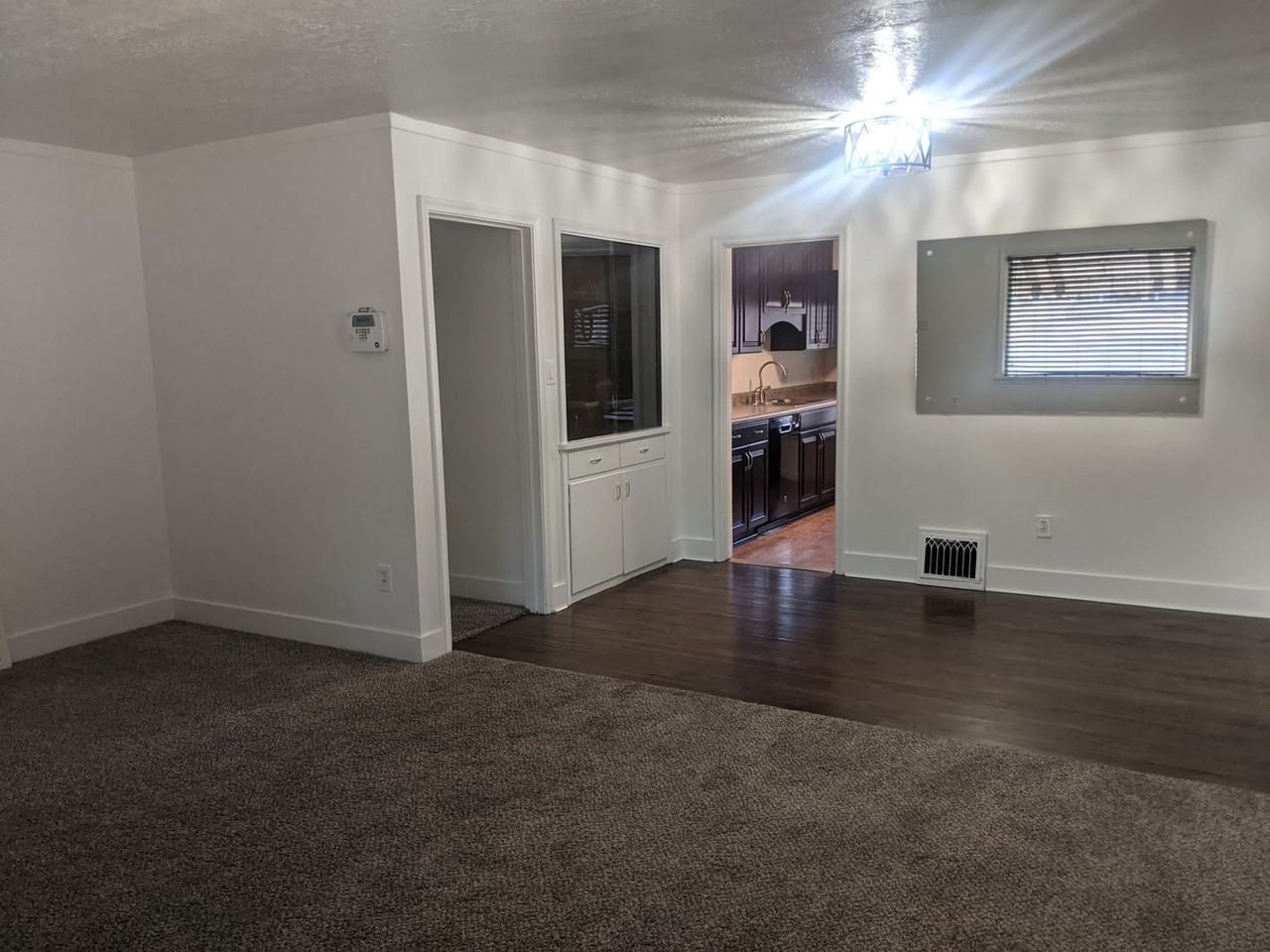 1304 Kershaw St - Photo 7 of 25