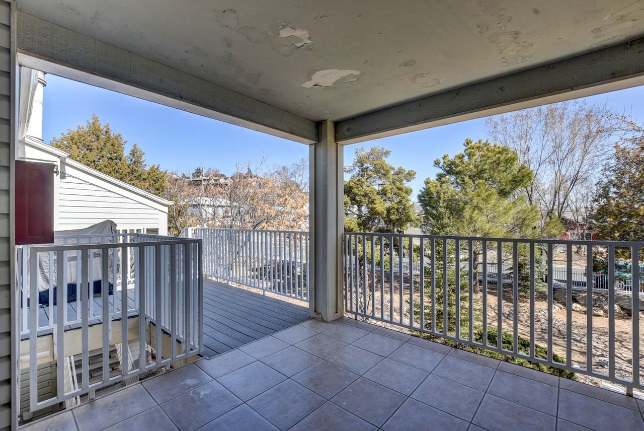 333 W Leroux St #B6 - Photo 5 of 24