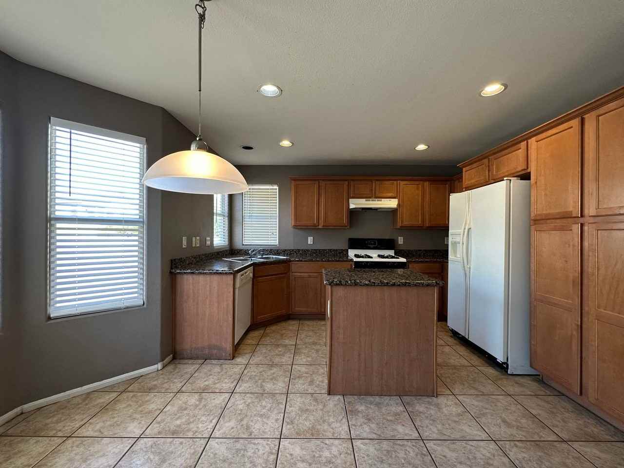 736 Irish Mittens Ct - Photo 3 of 23