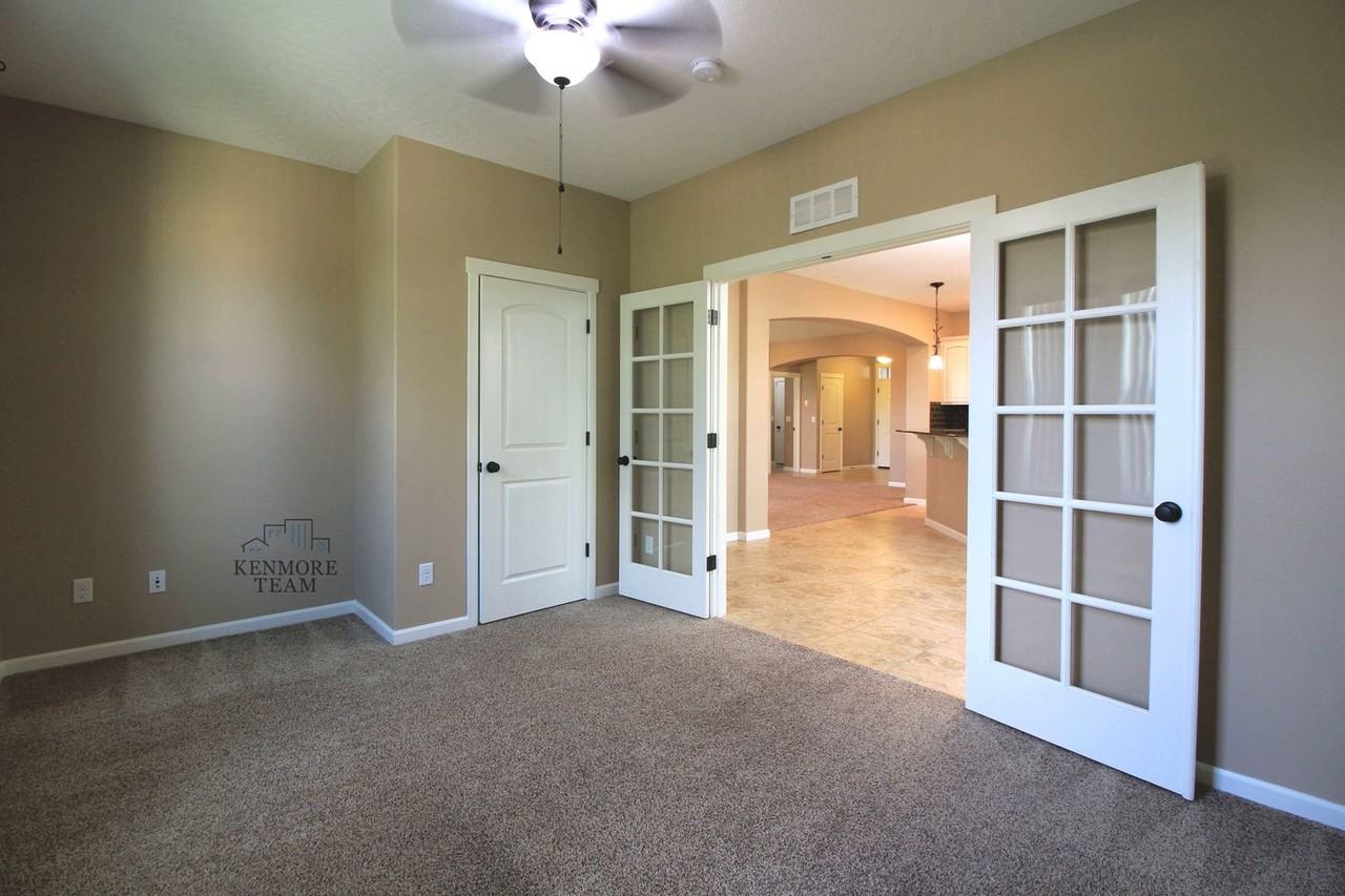 1118 N Nevada St - Photo 4 of 13