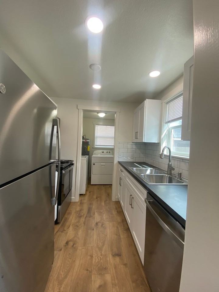 353 W Columbia Ave - Photo 5 of 18