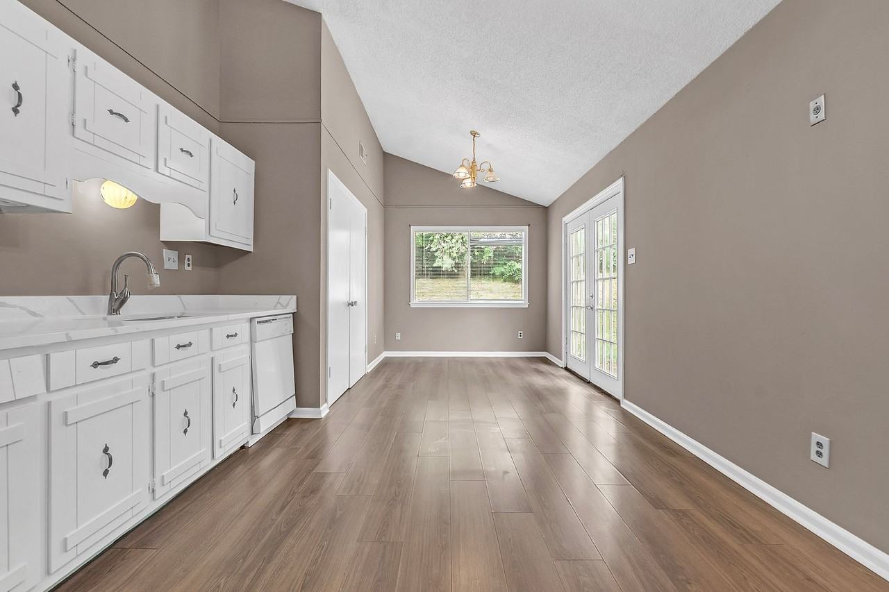 1816 Rapier Dr - Photo 6 of 22