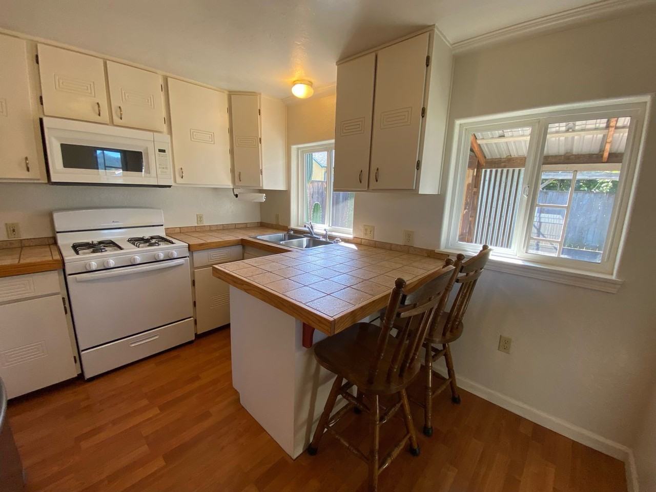 511 1/2 2nd Ave - Photo 2 of 21