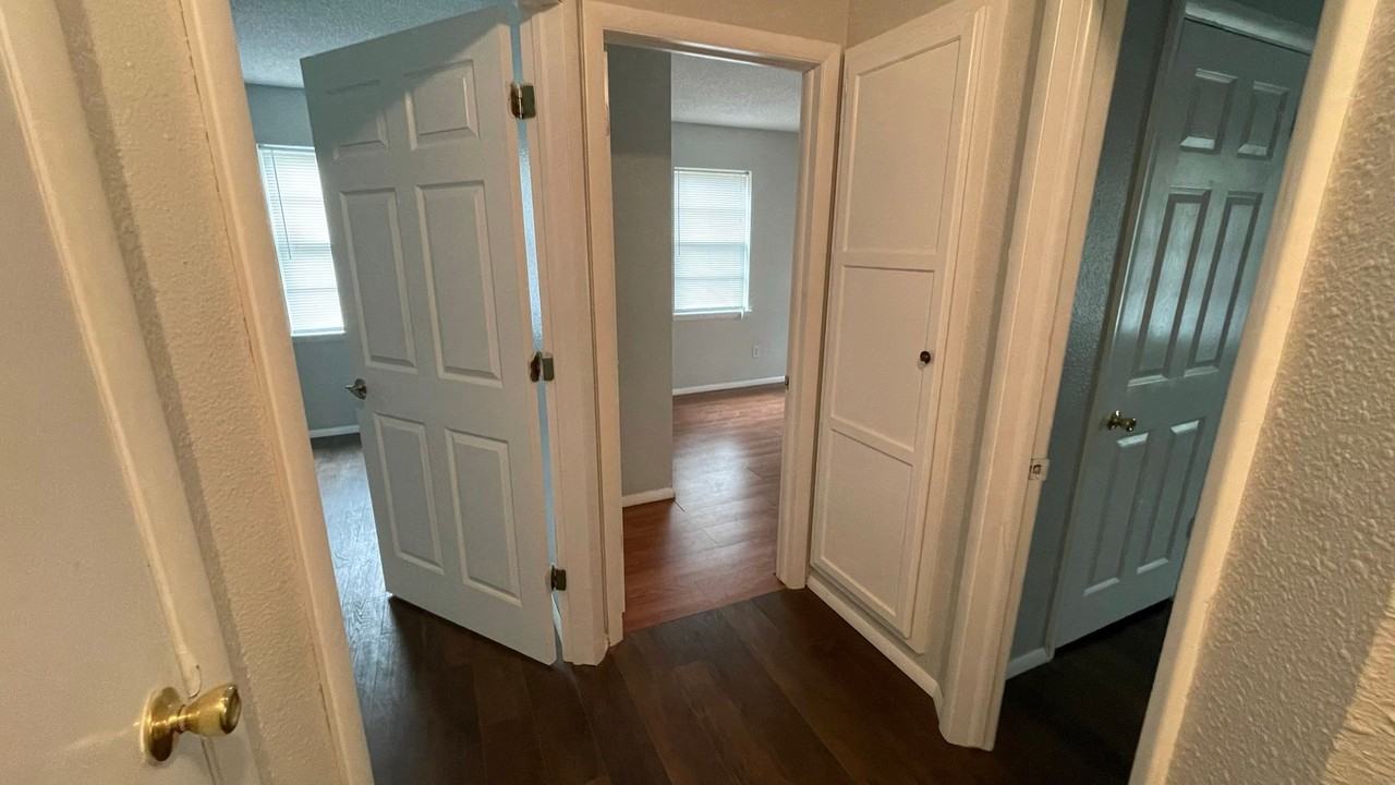 311 Dogwood Dr - Photo 6 of 21
