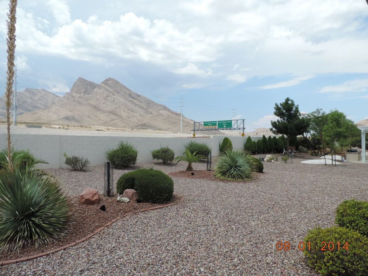 2337 Sun Cliffs St - Photo 2 of 24