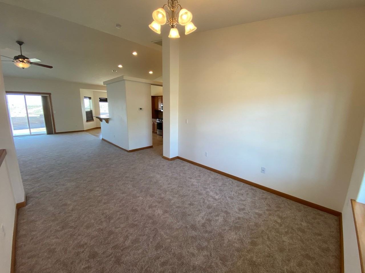 3511 Hovley Ln - Photo 6 of 39