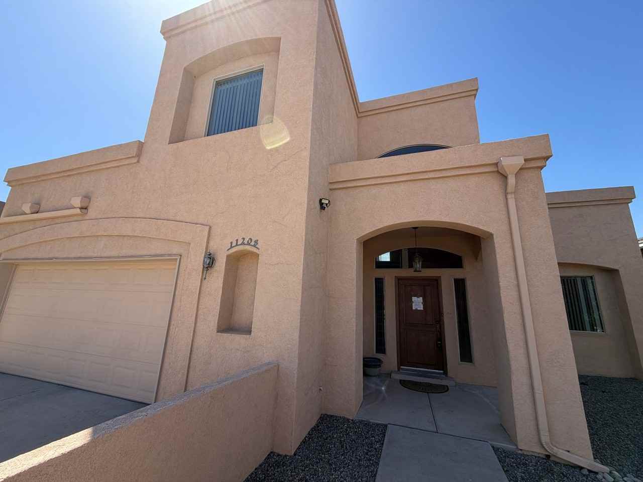 11208 Amman Ave Ne - Photo 5 of 50