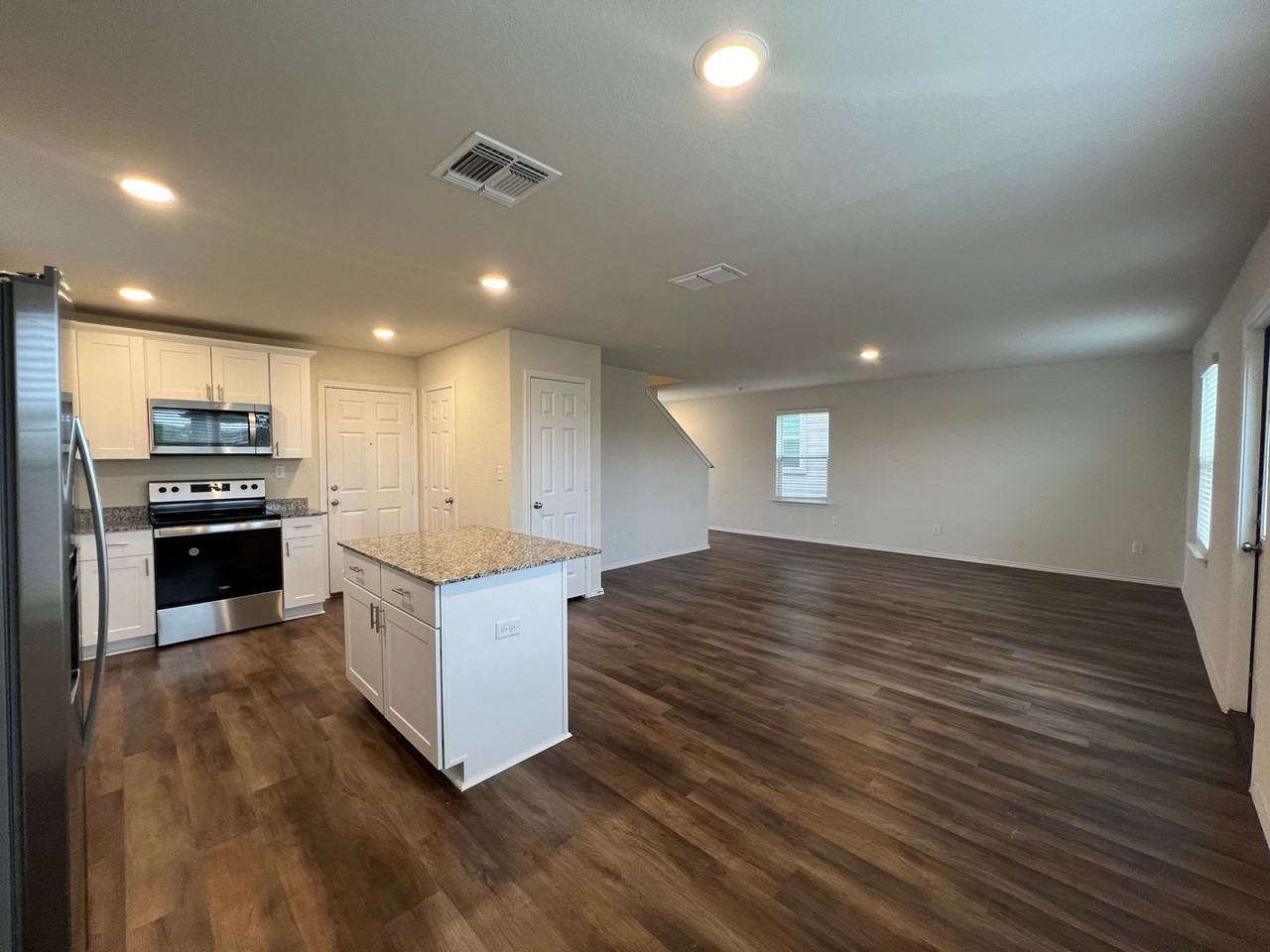557 Autumn Blaze - Photo 4 of 25