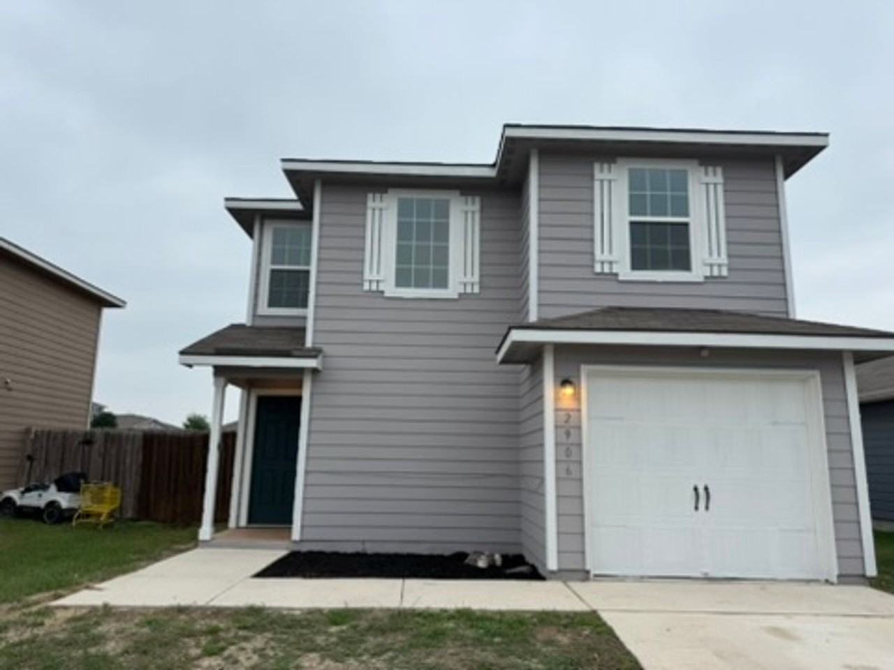 2906 Lavender Mdw - Photo 2 of 21