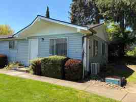 featured image of 1021 Main St E