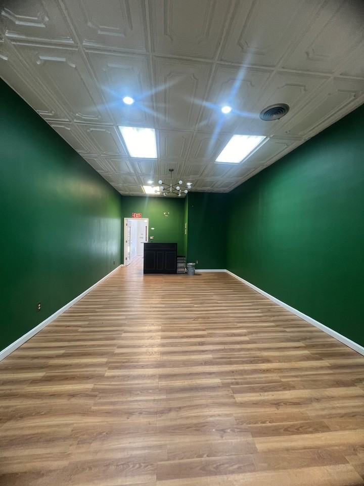 327-331 Main Street (6 Chapin Street) - Photo 4 of 7