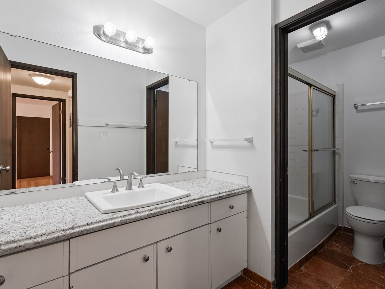 120 G St #5 - Photo 7 of 9