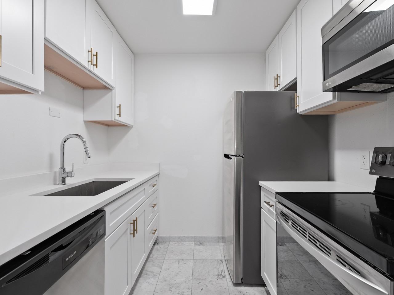 120 G St #4 - Photo 6 of 11