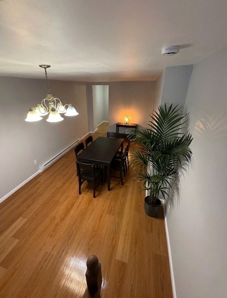 423 S Payson St - Photo 3 of 9