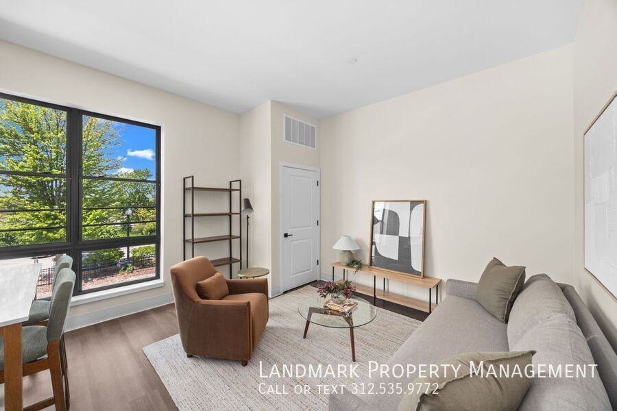 923 S State St #309 - Photo 4 of 13