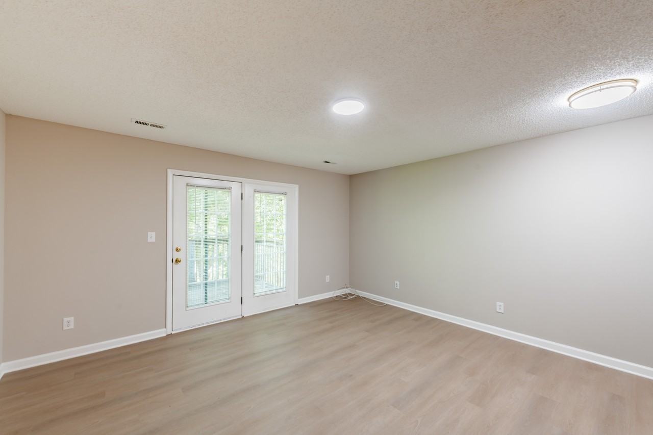 936 S Fifth St #1 - Photo 2 of 42