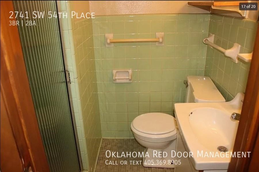 2741 Sw 54th Pl - Photo 5 of 7