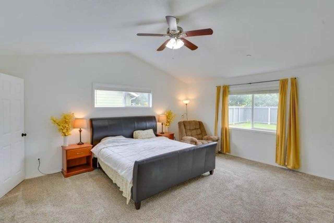 1680 Arlington Dr - Photo 7 of 19