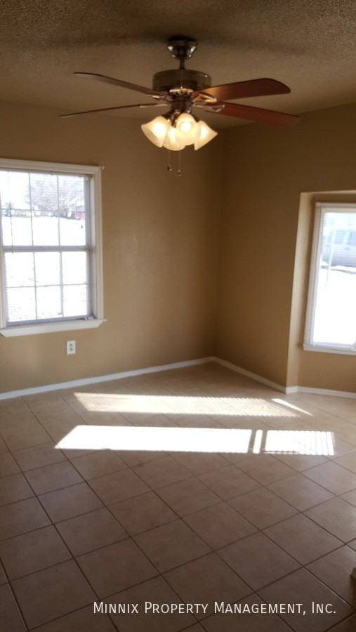 7322 25th St - Photo 7 of 22