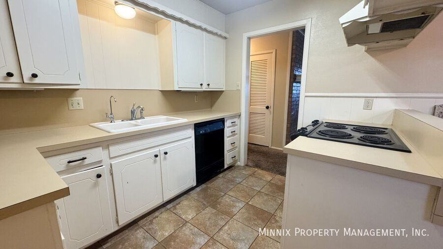 4313 58th St #A - Photo 6 of 21