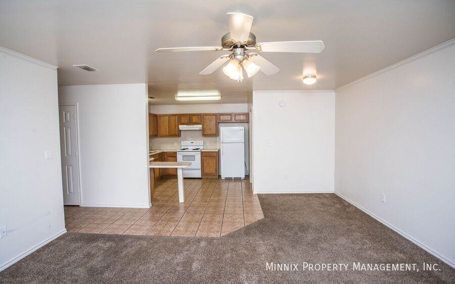 514 N Clinton Ave #B - Photo 3 of 34