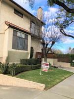 featured image of 2501 W Grand Ave #6