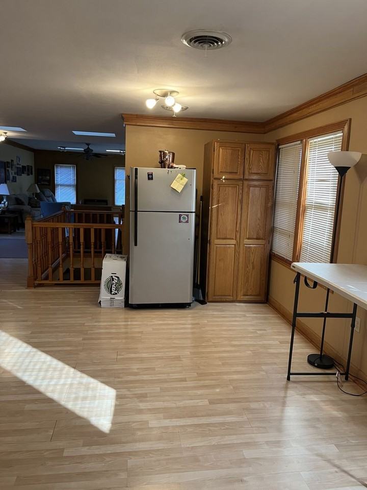 1809 N Humboldt Ave - Photo 2 of 7