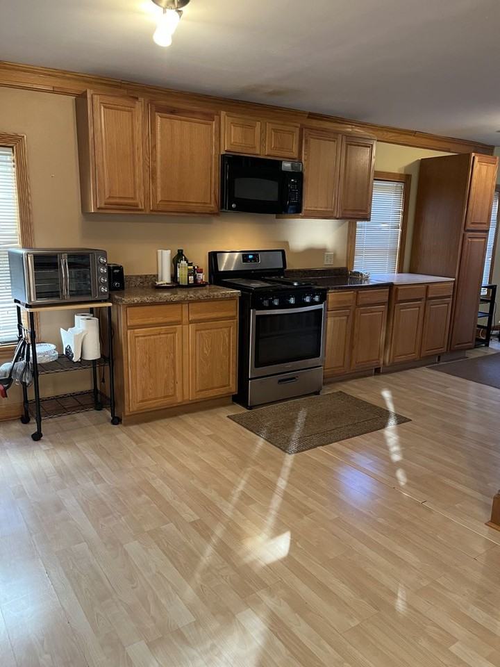 1809 N Humboldt Ave - Photo 3 of 7