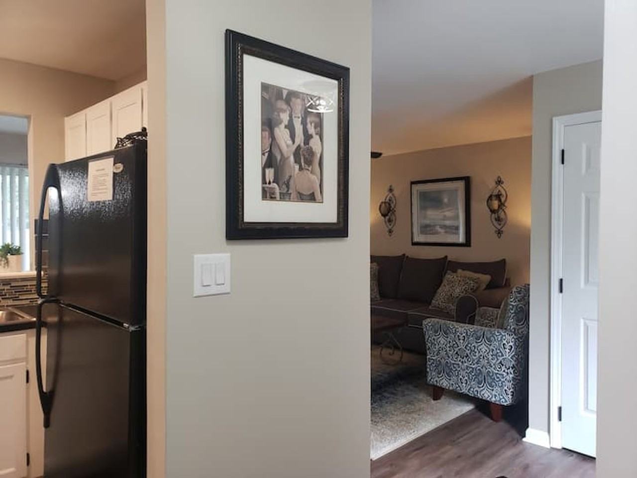 9215 Kings Canyon Dr - Photo 2 of 21