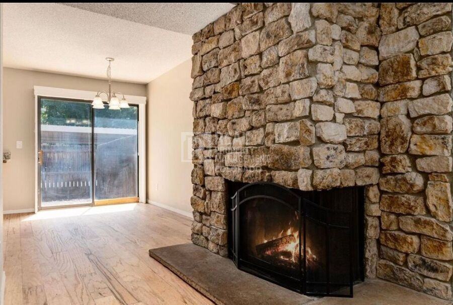 3852 S Evanston St - Photo 6 of 31