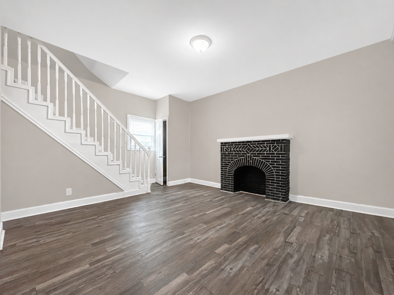 2525 W Cold Spring Ln - Photo 3 of 21