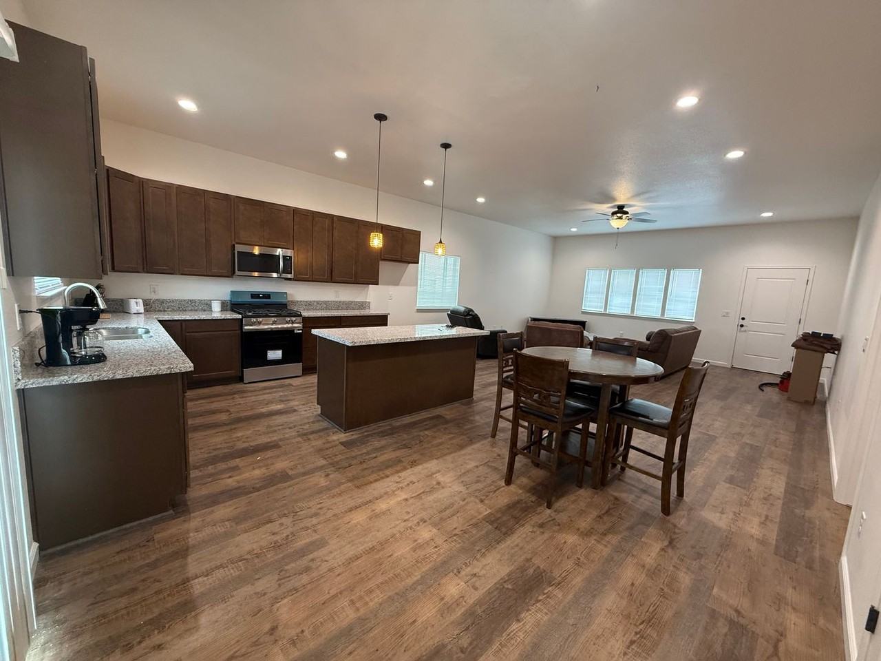 1848 Fort Sutter Blvd - Photo 2 of 12