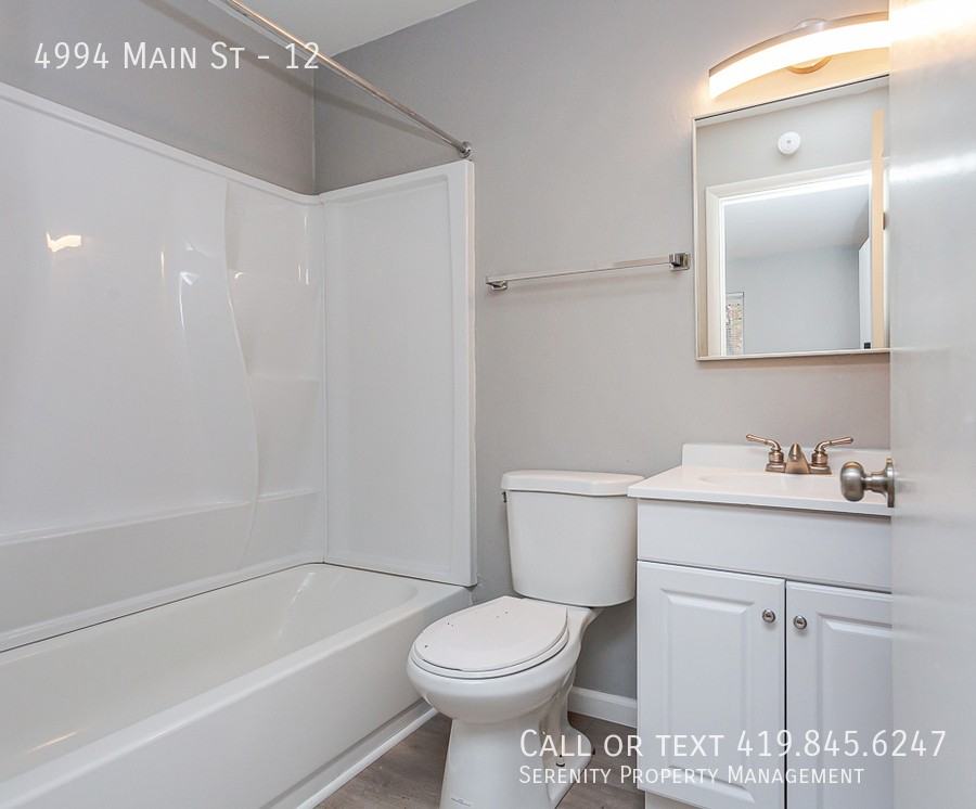 4994 Main St #12 - Photo 7 of 9