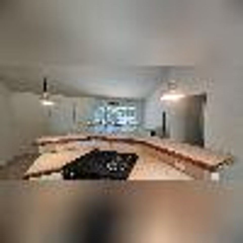 11030 Roseberg Ave S - Photo 5 of 25