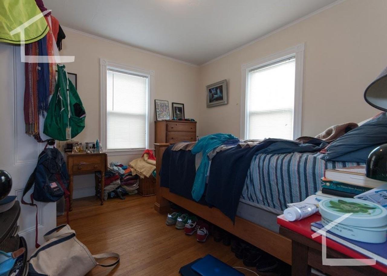 60B Dustin St - Photo 4 of 8