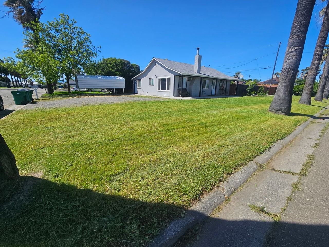 800 Butte St - Photo 6 of 34