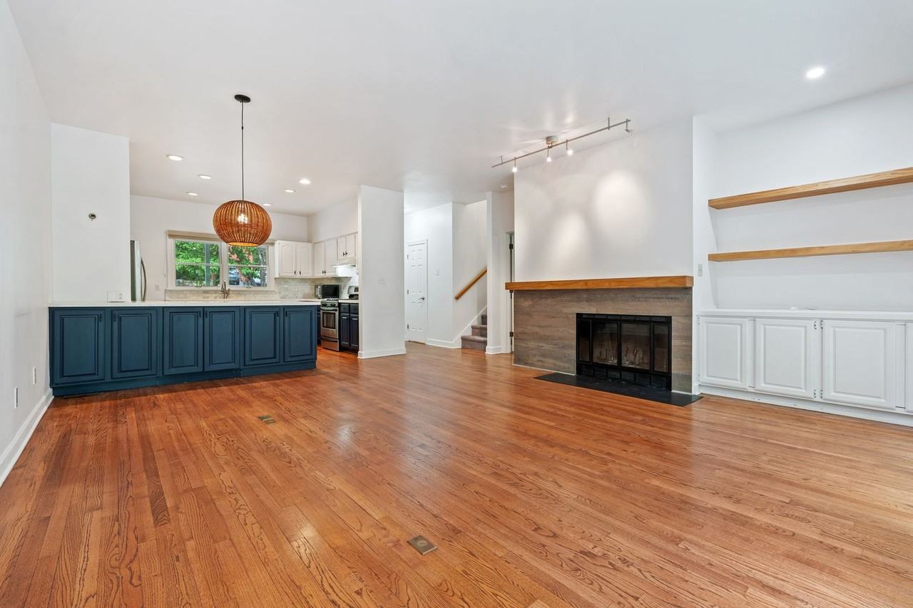 700 Bolin Creek Dr - Photo 3 of 26