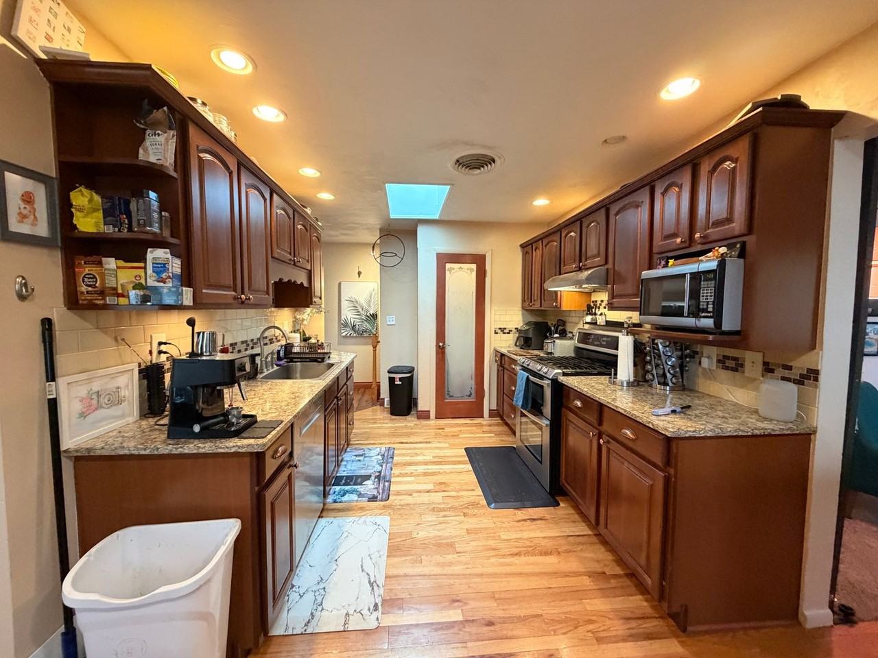 9080 Cypress Dr - Photo 5 of 36
