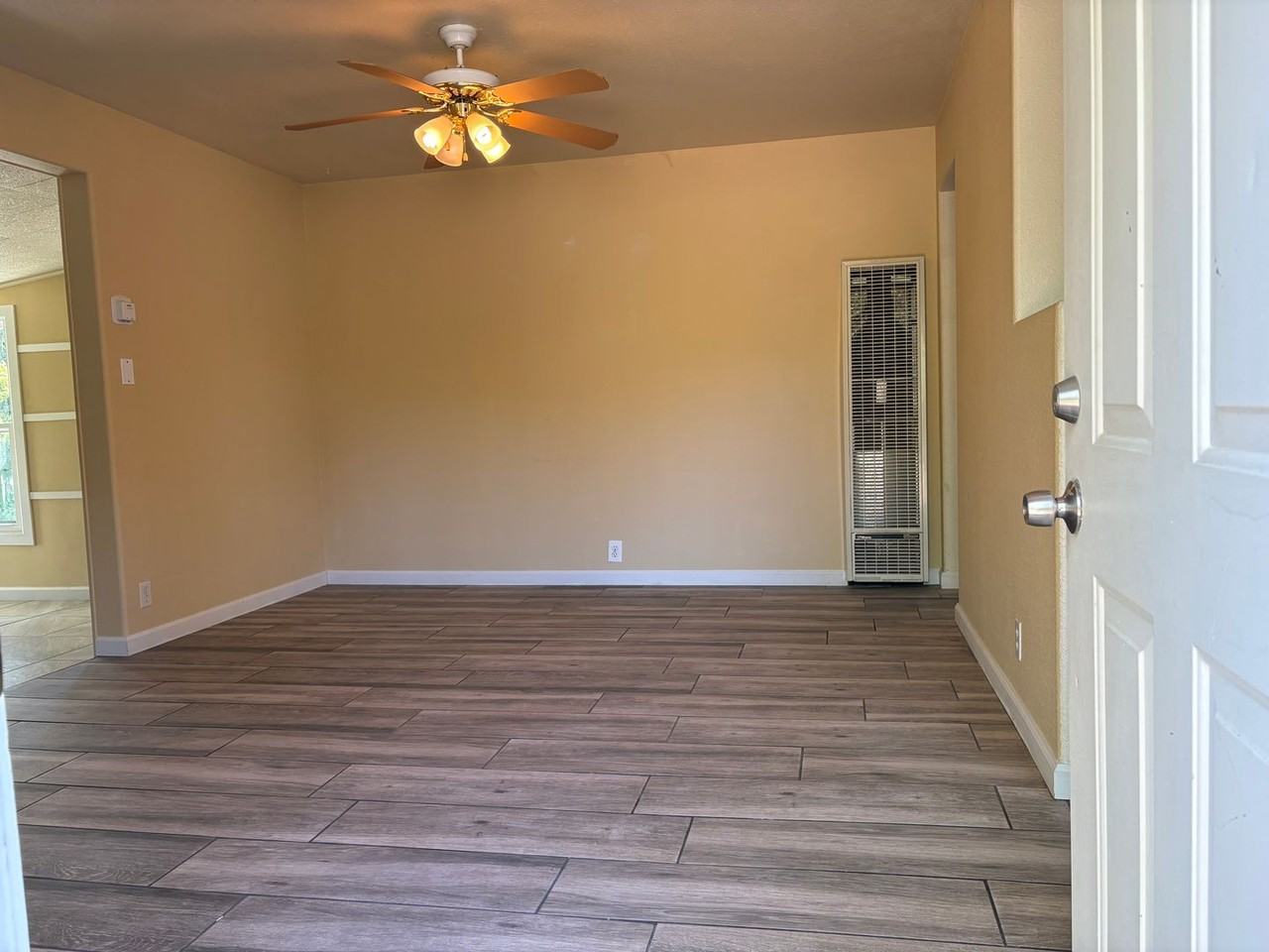762 Roe Rd - Photo 7 of 10