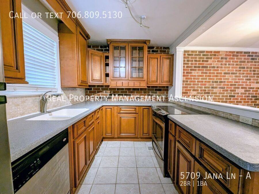 5709 Jana Ln #A - Photo 5 of 18