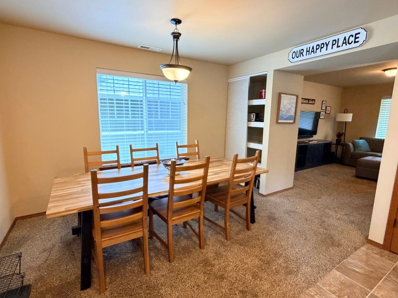 2141 Roper Ln - Photo 2 of 29