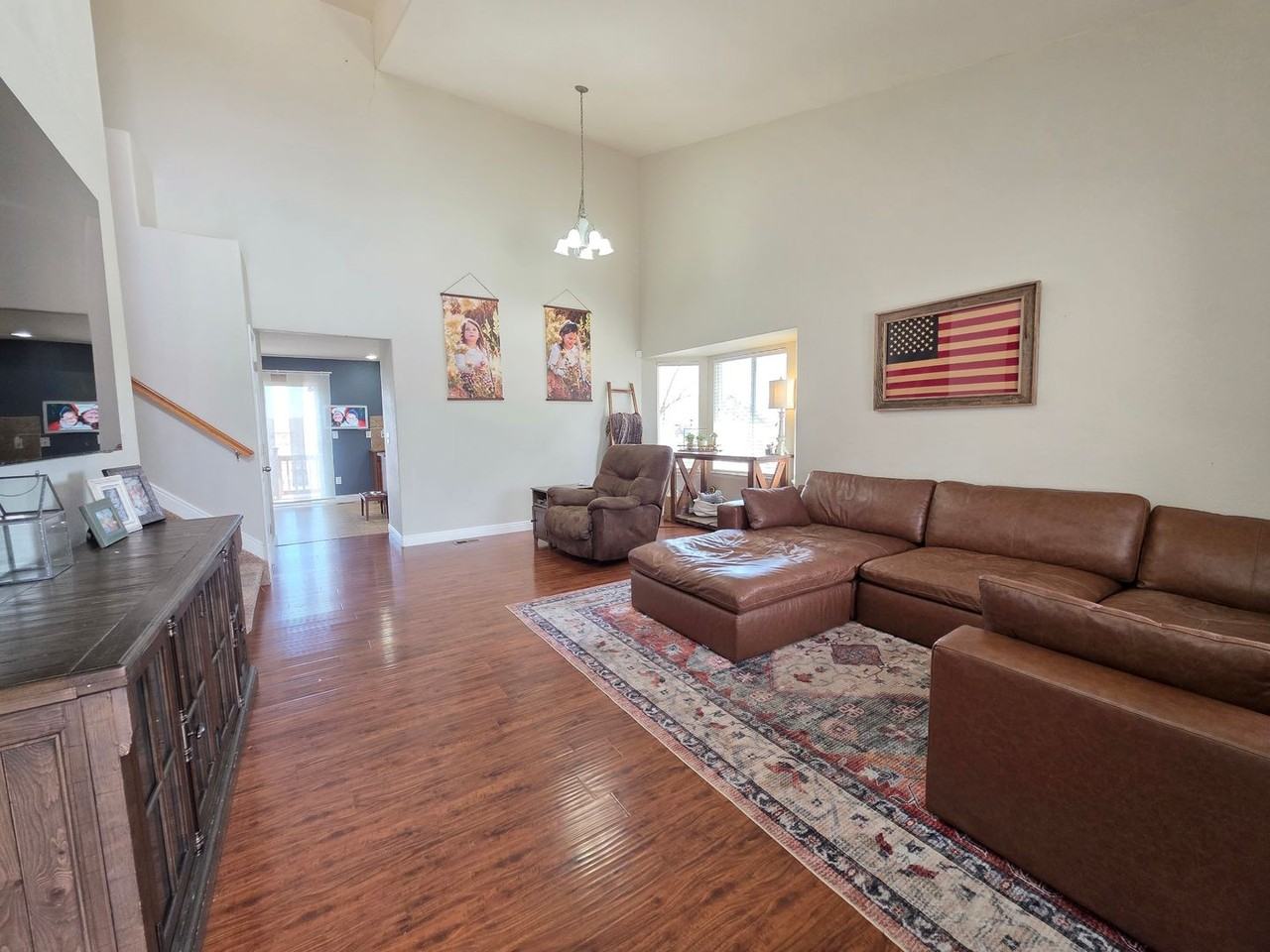 8807 Silver Glen Dr - Photo 2 of 23
